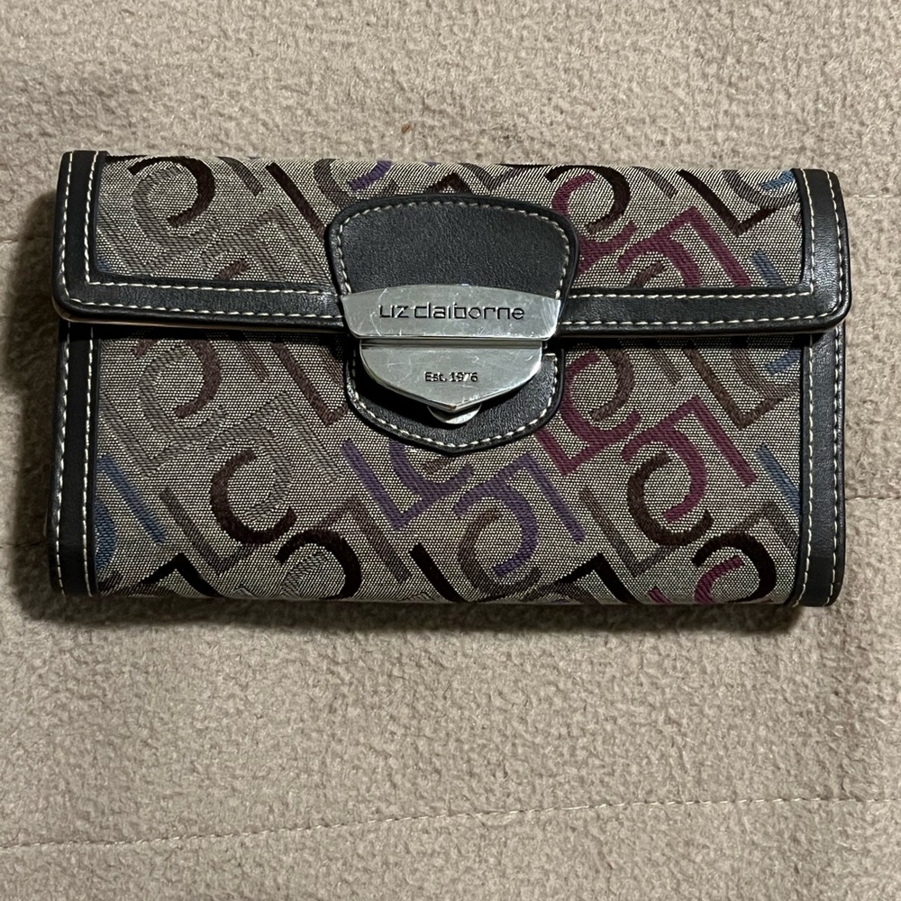 Liz Claiborne Multicolor Patterned Wallet